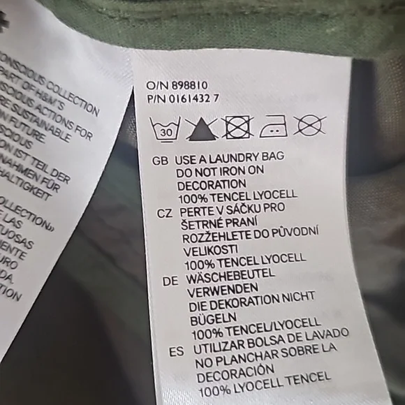 H&M conscious collection olive green jacket with gemstone pockets - Picture 5 of 5